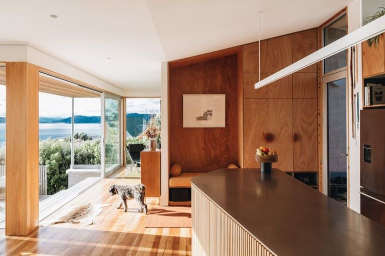 Photo of property in 98 Tannadyce Street, Strathmore Park, Wellington, 6022