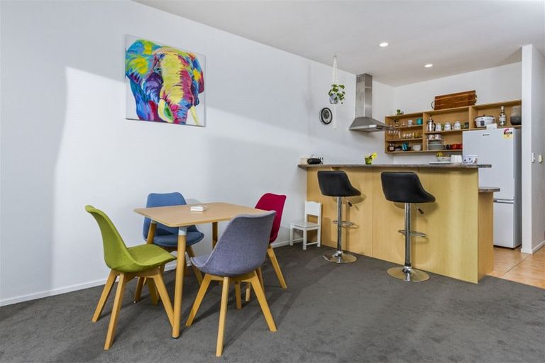 Photo of property in 5/11 The Avenue, Albany, Auckland, 0632