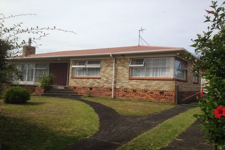Photo of property in 26 Rimu Street, New Lynn, Auckland, 0600