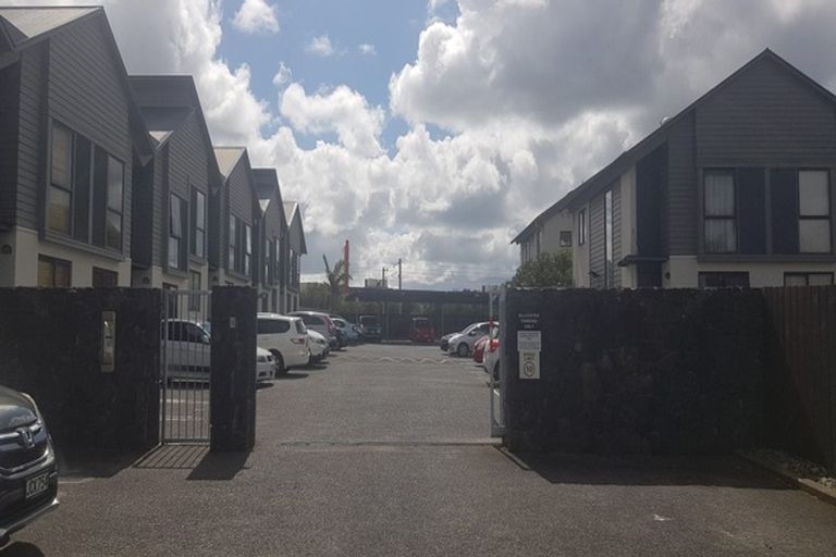 Photo of property in Fern Gardens, 33/51 Ireland Road, Mount Wellington, Auckland, 1060