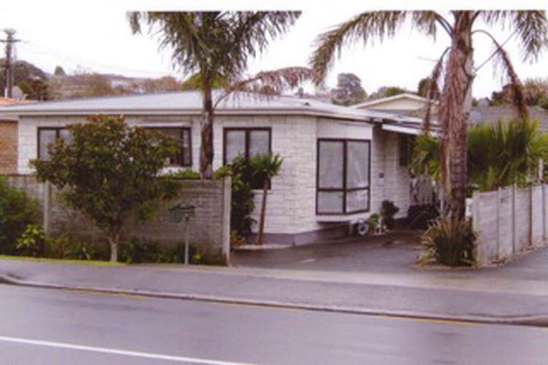 Photo of property in 3 Bay Street, Red Beach, 0932