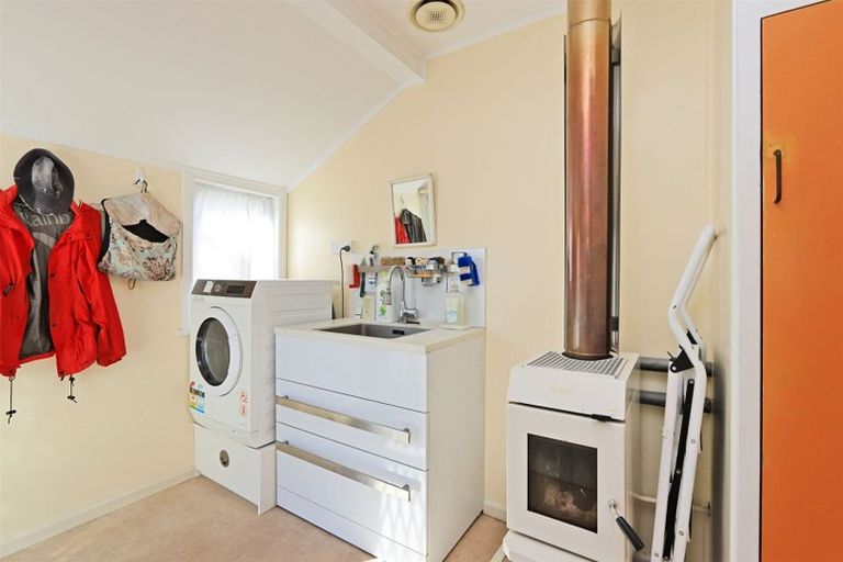 Photo of property in 1201 Willowpark Road North, Mayfair, Hastings, 4122