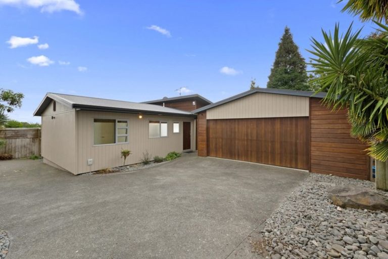 Photo of property in 39f Waikite Road, Welcome Bay, Tauranga, 3112
