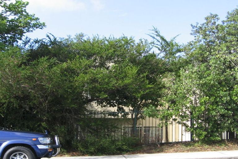 Photo of property in 149c Hobsonville Road, West Harbour, Auckland, 0618