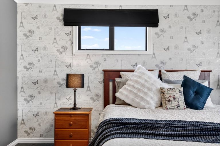 Photo of property in 15-17 Malcolm Street, Martinborough, 5711