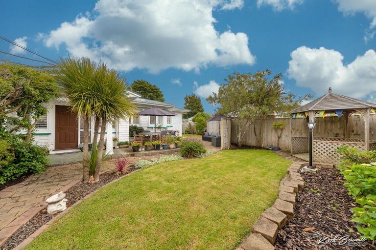 Photo of property in 48 Ararino Street, Trentham, Upper Hutt, 5018