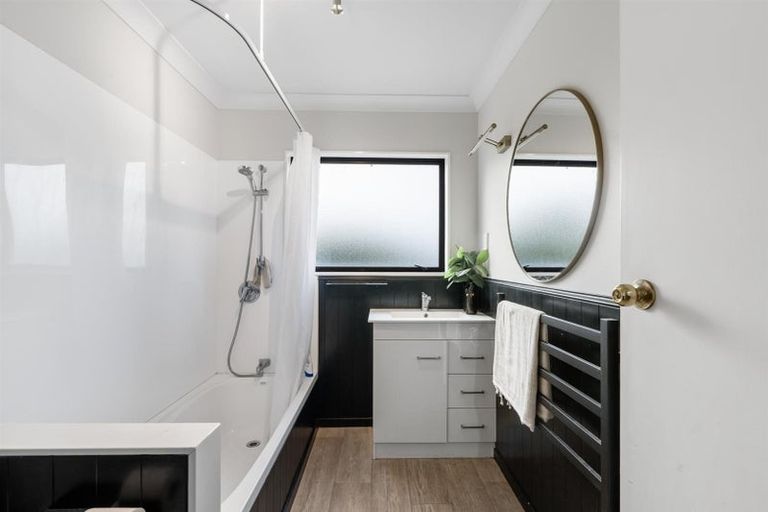 Photo of property in 196 Pukehina Parade, Pukehina, Te Puke, 3189