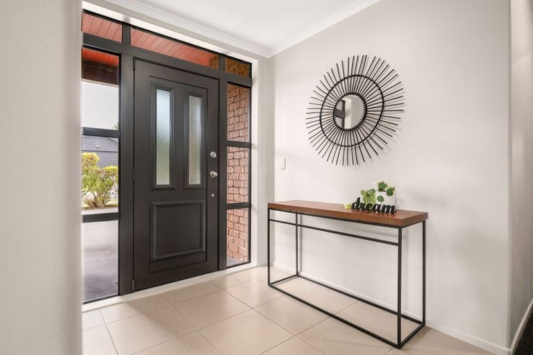 Photo of property in 102 Barrington Drive, Huntington, Hamilton, 3210