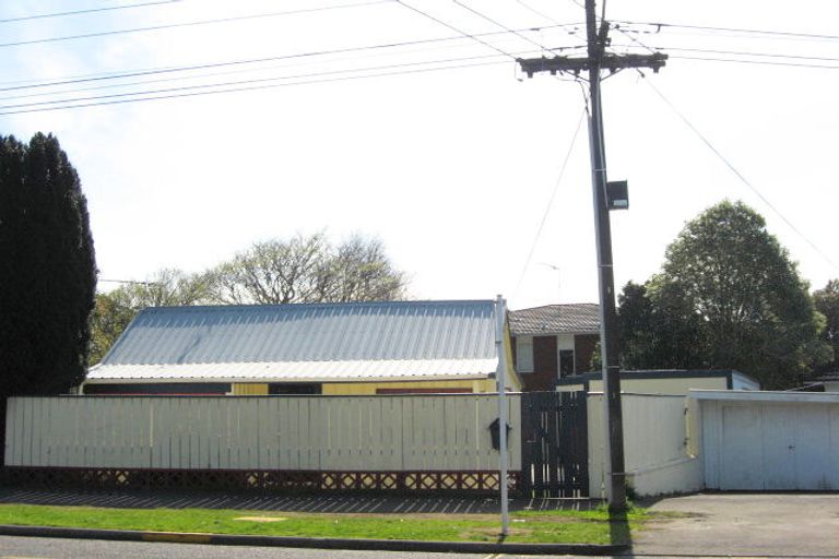 Photo of property in 210a Tukapa Street, Westown, New Plymouth, 4310