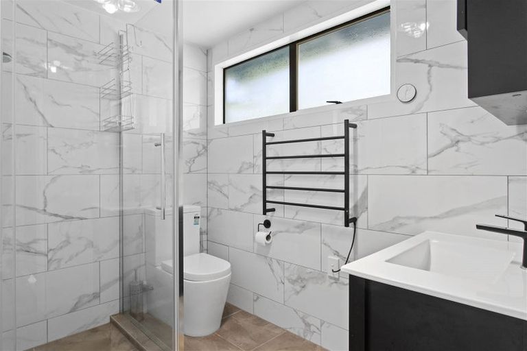 Photo of property in 140 Soleares Avenue, Mount Pleasant, Christchurch, 8081