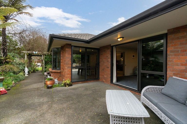Photo of property in 6 Nimmo Avenue, Waikanae, 5036