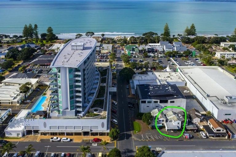 Photo of property in 12 Cammish Lane, Orewa, 0931