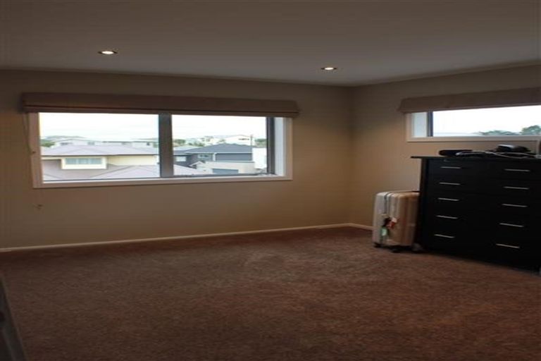 Photo of property in 3 Cresswell Place, Johnsonville, Wellington, 6037