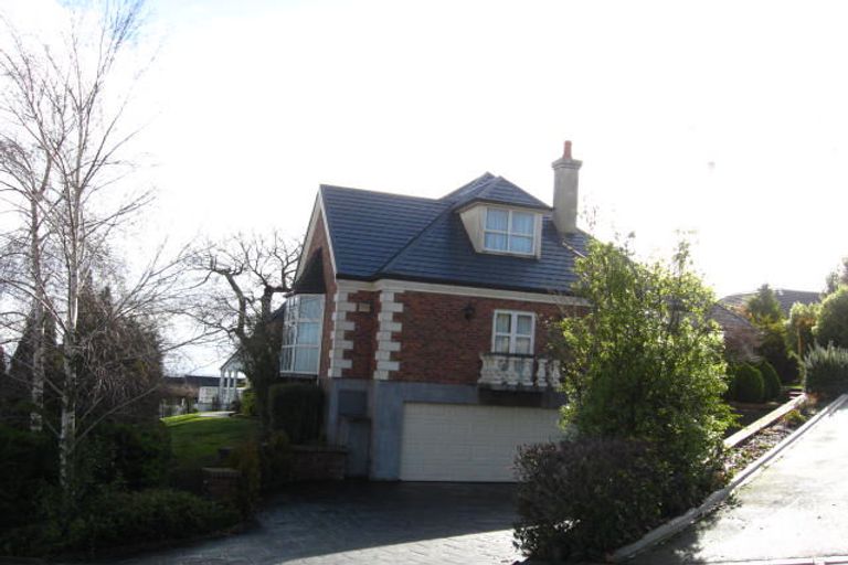 Photo of property in 29 Bengal Drive, Cashmere, Christchurch, 8022