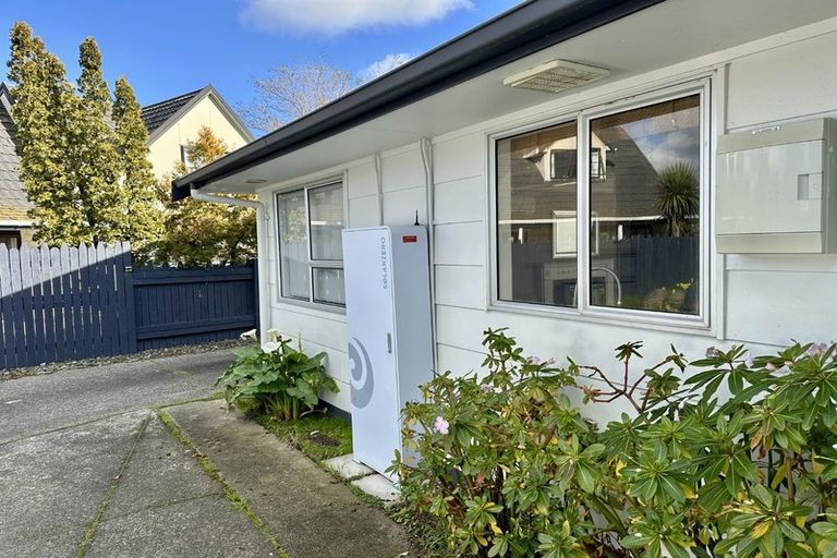 Photo of property in 58 Rhodes Drive, Kelvin Grove, Palmerston North, 4414