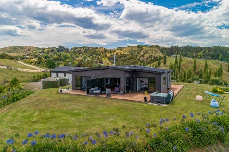 Photo of property in 49 Seafield Road, Eskdale, Napier, 4182