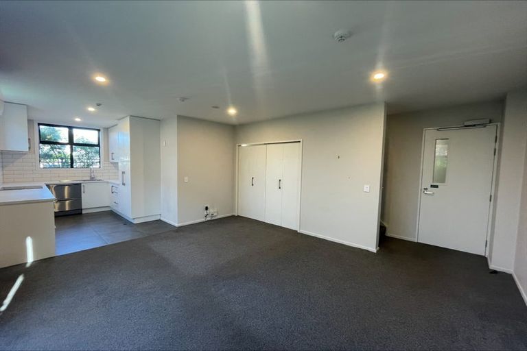 Photo of property in 2/269 Kilmore Street, Christchurch Central, Christchurch, 8011