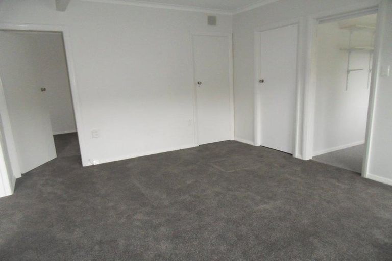 Photo of property in 16 Moana Road, Kelburn, Wellington, 6012