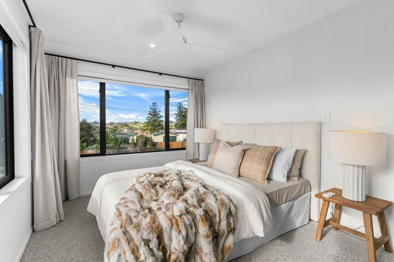 Photo of property in 3 Citrus Place, Mangawhai, 0505