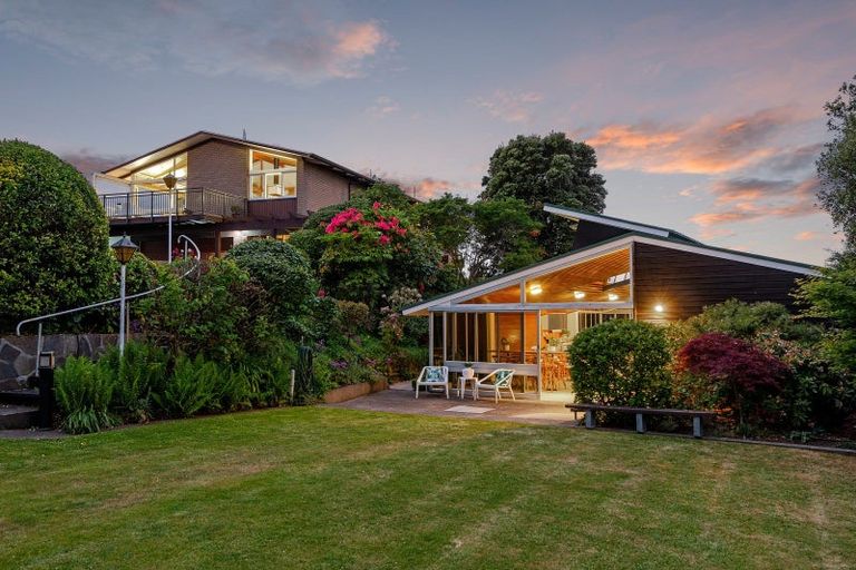 Photo of property in 51a Dyers Pass Road, Cashmere, Christchurch, 8022