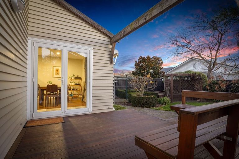 Photo of property in 36 Tui Street, Fendalton, Christchurch, 8041