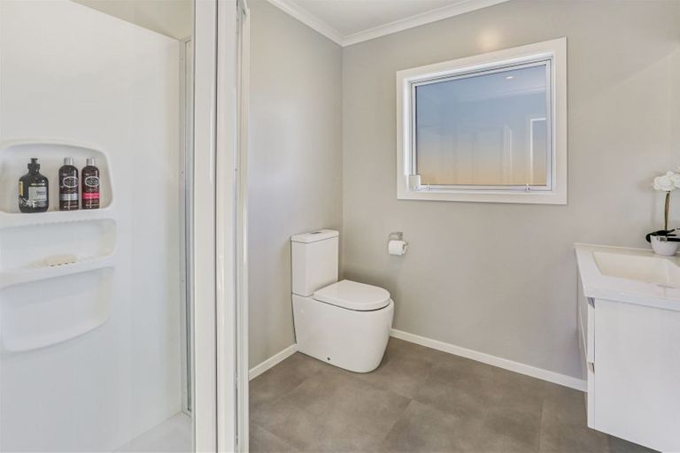 Photo of property in 7 Margaret Shields Avenue, Aotea, Porirua, 5024