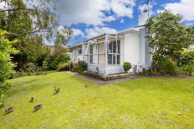 Photo of property in 20a Blue Mountains Road, Silverstream, Upper Hutt, 5019