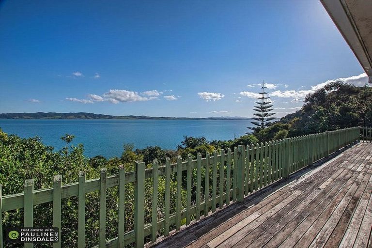 Photo of property in 206 Manganese Point Road, Tamaterau, Whangarei, 0174