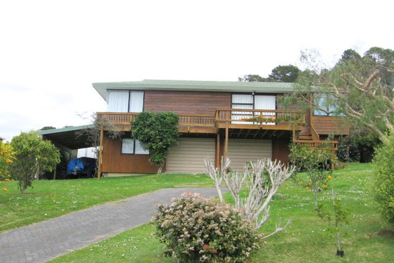 Photo of property in 9 Grierson Close, Hahei, Whitianga, 3591
