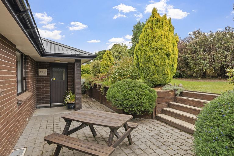 Photo of property in 43 Halfway Bush Road, Halfway Bush, Dunedin, 9076