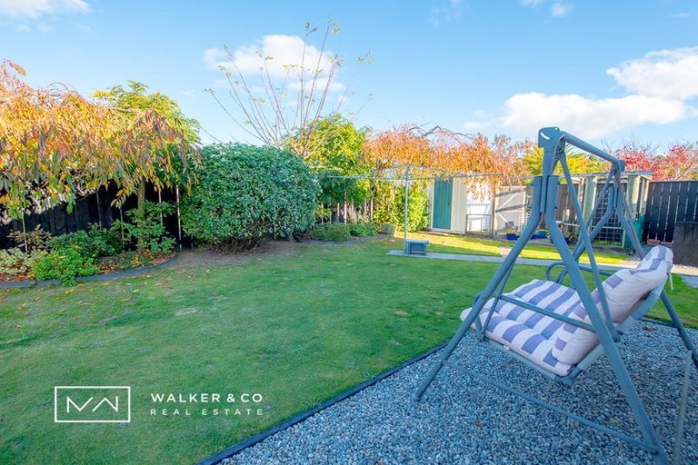 Photo of property in 35 Mountbatten Grove, Clouston Park, Upper Hutt, 5018