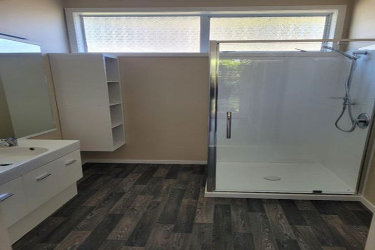 Photo of property in 105 Fulford Street, New Plymouth, 4310