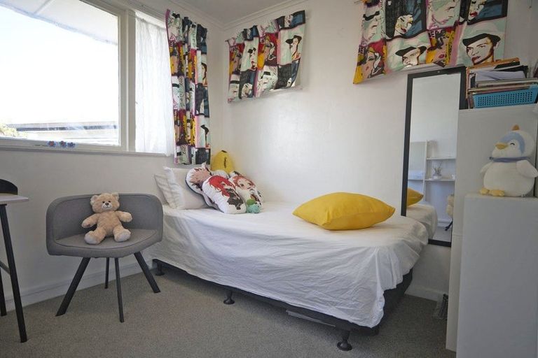 Photo of property in 32 Kirkbride Road, Mangere Bridge, Auckland, 2022