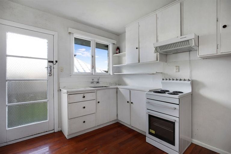 Photo of property in 3/10a Straven Road, Riccarton, Christchurch, 8011