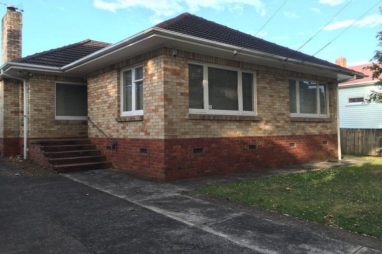 Photo of property in 47b Withers Road, Glen Eden, Auckland, 0602