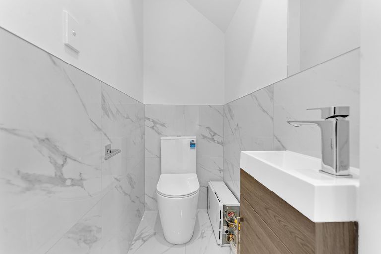 Photo of property in 22d Justamere Place, Weymouth, Auckland, 2103