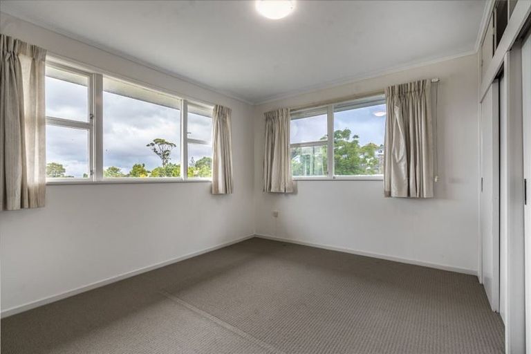 Photo of property in 44 Sequoia Place, Sunnynook, Auckland, 0620