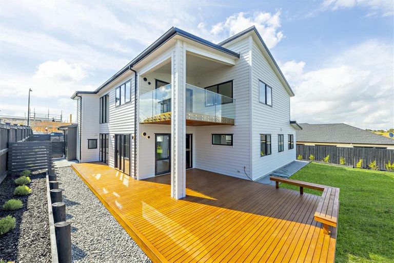 Photo of property in 9 Hapukupuku Avenue, Beachlands, Auckland, 2018