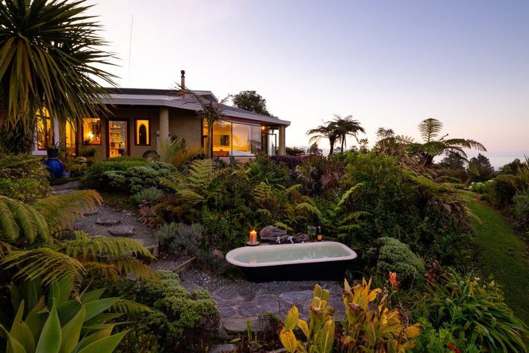 Photo of property in 335 Patons Rock Road, Puramahoi, Takaka, 7182