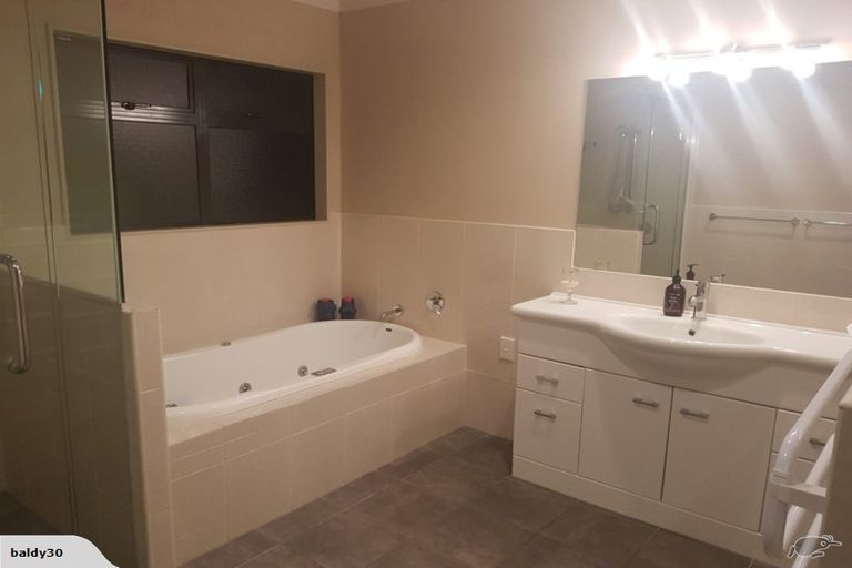 Photo of property in 373 Church Road, Greenmeadows, Napier, 4112