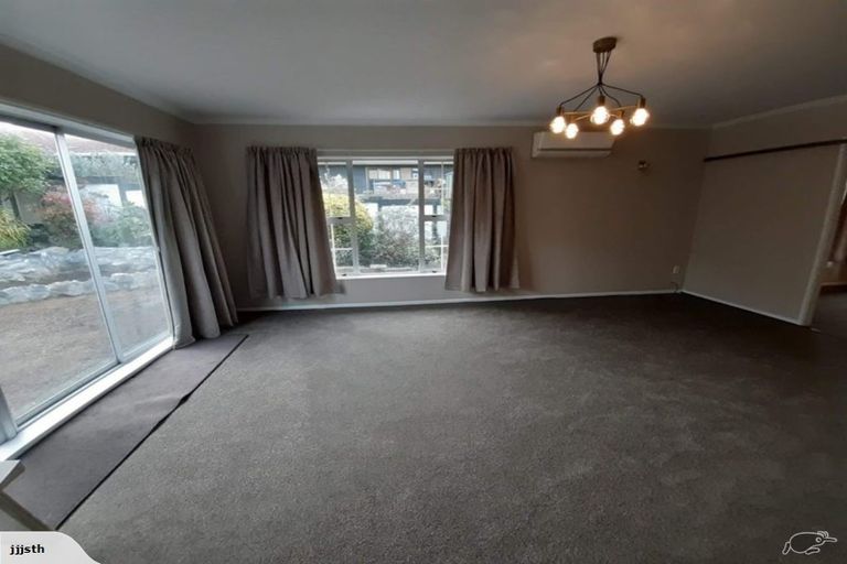 Photo of property in 28b Halswater Drive, Churton Park, Wellington, 6037