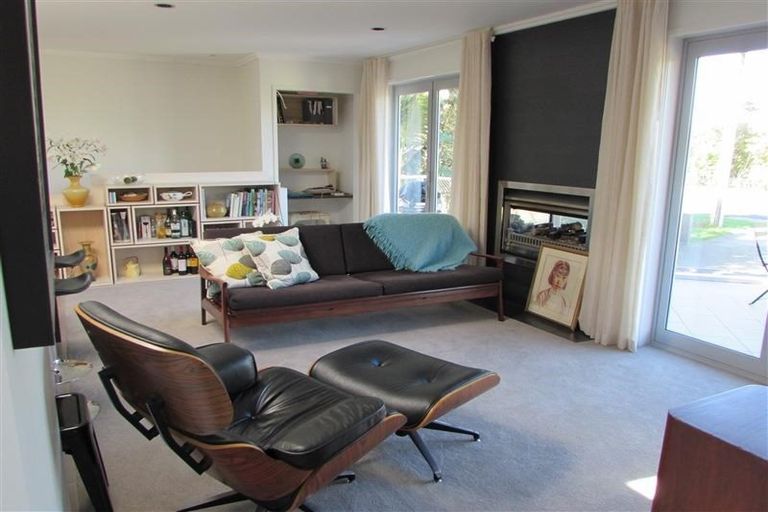 Photo of property in 358 Upper Harbour Drive, Greenhithe, Auckland, 0632