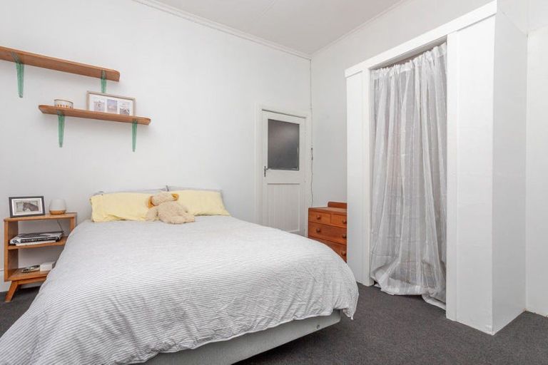 Photo of property in 114 Aerodrome Road, Dannevirke, 4972