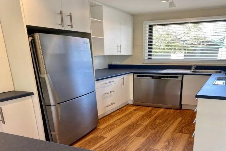 Photo of property in 13/12 Shrewsbury Street, Merivale, Christchurch, 8014