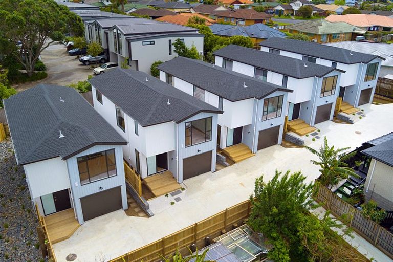 Photo of property in 6 Palmer Avenue, Glen Eden, Auckland, 0602