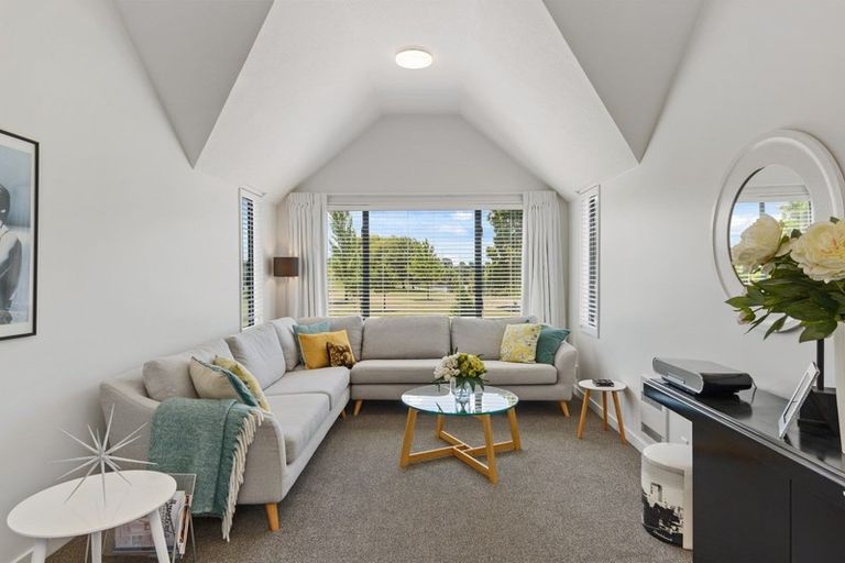 Photo of property in 5 Chilwell Place, Halswell, Christchurch, 8025