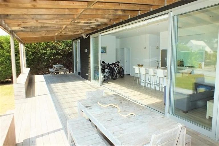 Photo of property in 114 Mercury View, Matarangi, Whitianga, 3592