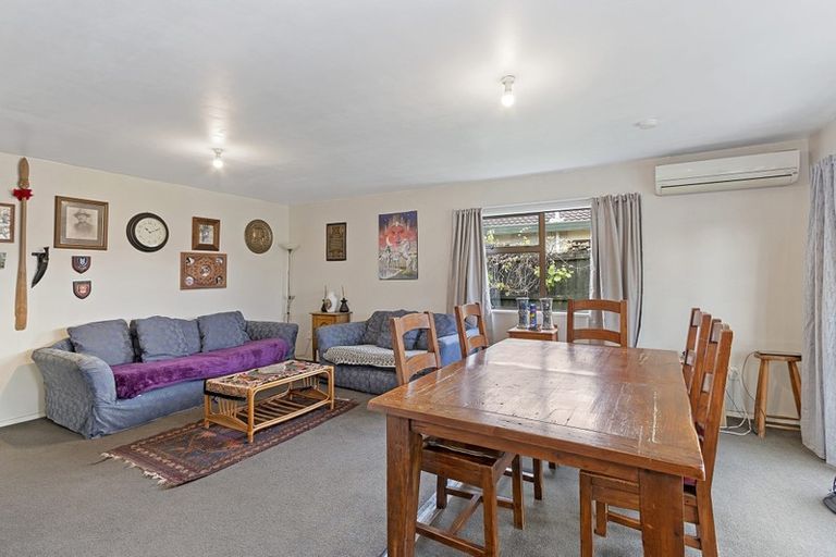 Photo of property in 43 Arcon Drive, Broomfield, Christchurch, 8042