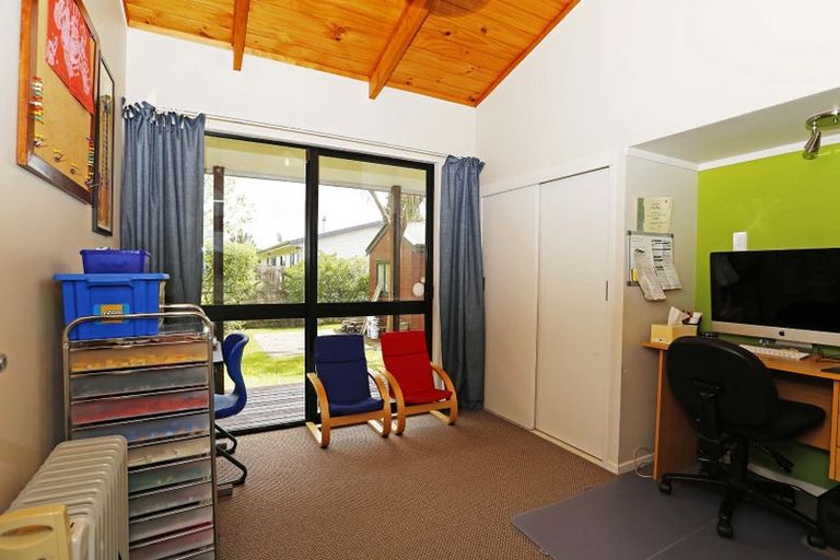 Photo of property in 12 Ohaupo Road, Hamilton Lake, Hamilton, 3204