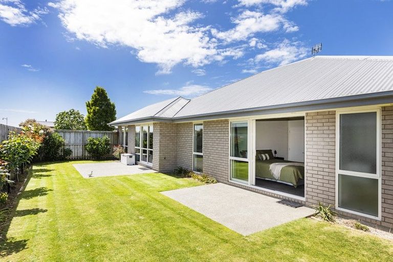 Photo of property in 21 Richmond Avenue, Halswell, Christchurch, 8025